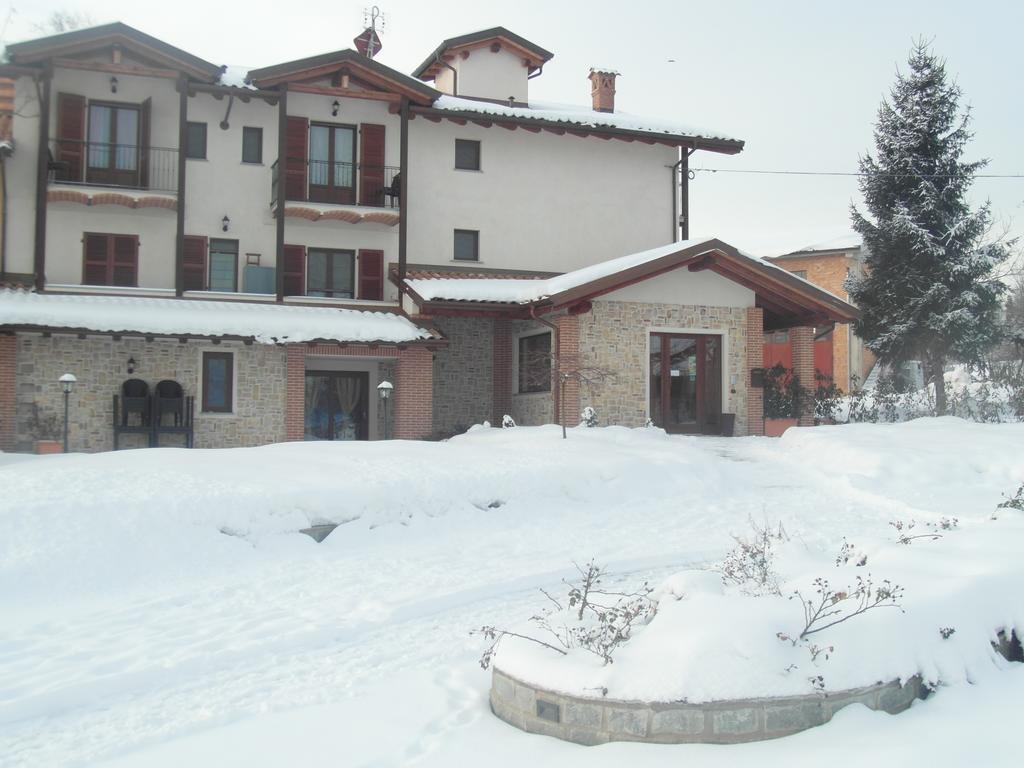 Agriturismo La Dimora Del Contadino Mondovì Exterior foto